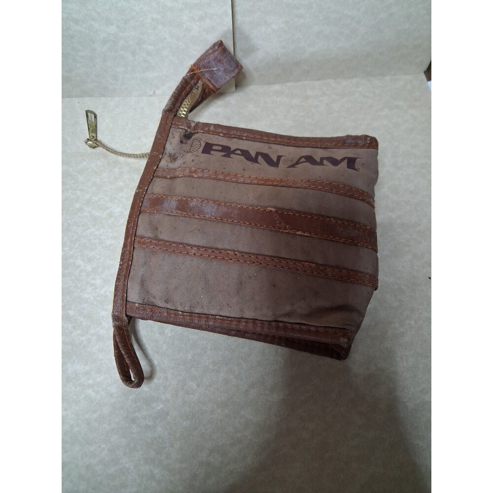 Vintage PAN AM AIRLINES Tan Leather Toiletry Amenity Kit Pouch Travel Bag Read
